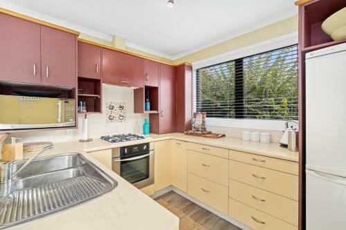 Mckibbin Lodge - Arrowtown Holiday Home