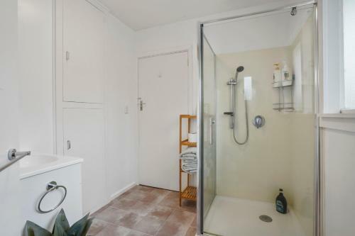 Lavaud Delight - Akaroa Holiday Home
