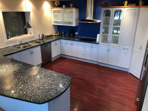 Large Luxury Apartment Located Right In Town