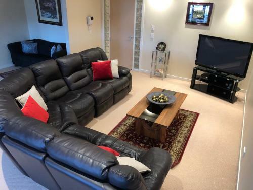 Large Luxury Apartment Located Right In Town