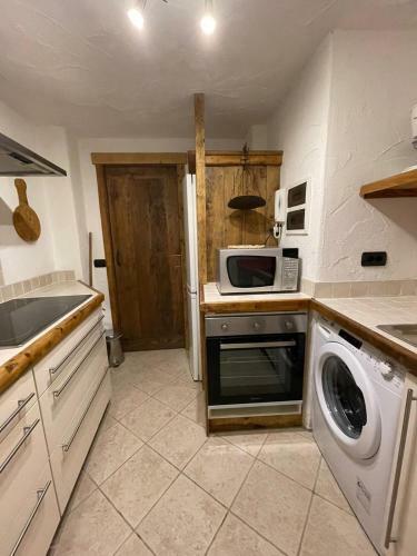 Apartamento Art Maison - Loft In Centro A Cogne