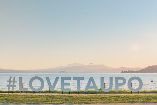 Lake Luxe Apartment - Taupo