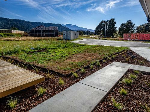 Modern Mountain Escape - Ohakune Holiday Home
