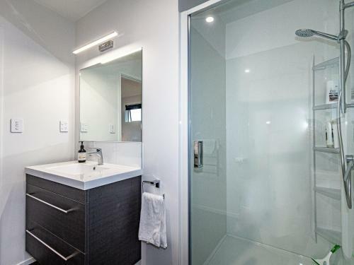 Modern Mountain Escape - Ohakune Holiday Home