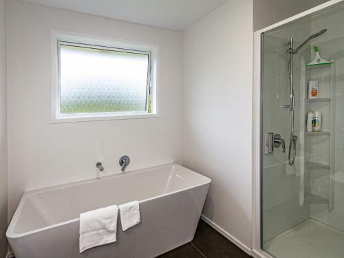 Modern Mountain Escape - Ohakune Holiday Home