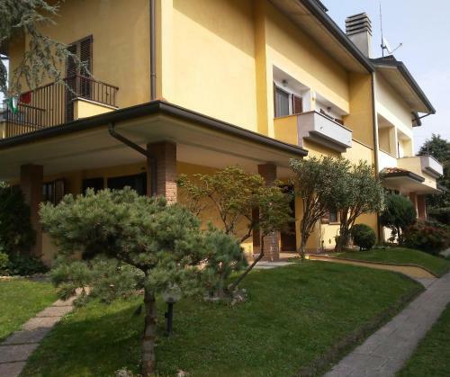 B&B Accogliente A Due Passi Dal Metr� Di Milano - Casa Adriana