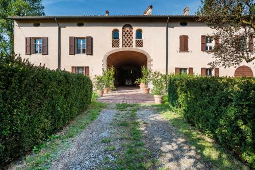 Apartamento Splendido Apt Con Piscina E Parking A Colorno