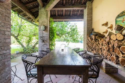 Apartamento Splendido Apt Con Piscina E Parking A Colorno