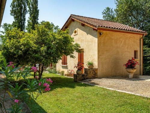 G�te Tursac, 2 Pi�ces, 2 Personnes - Fr-1-616-131