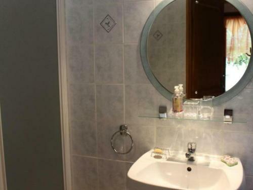 G�te Tursac, 2 Pi�ces, 2 Personnes - Fr-1-616-131