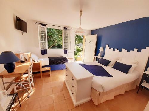 Hotel Le Clos Des Capitelles