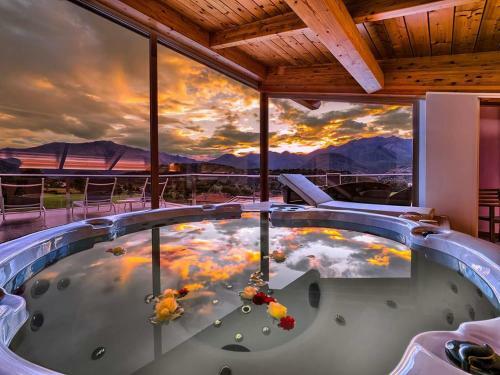 Rainbow Holiday Apartments Lake Como