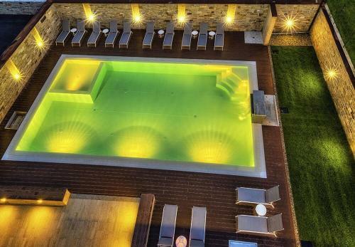 Rainbow Holiday Apartments Lake Como