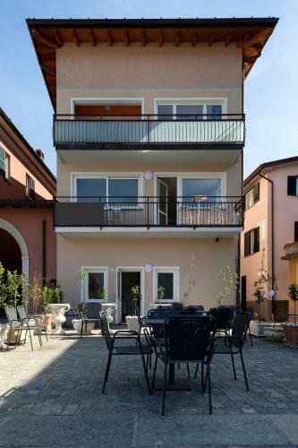 Marina Apartments