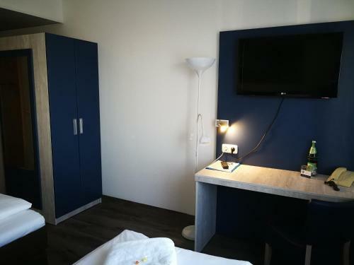 Hotel Near By