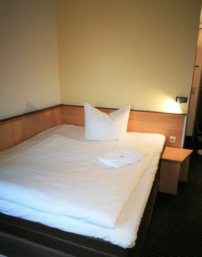 Hotel Near By