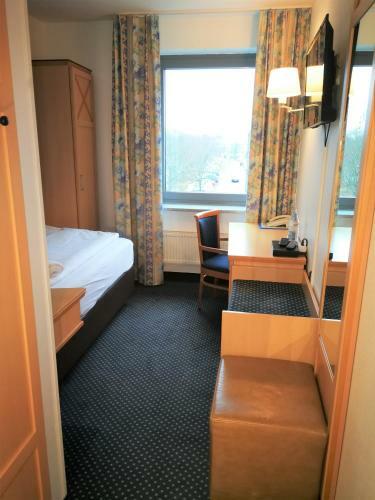 Hotel Near By