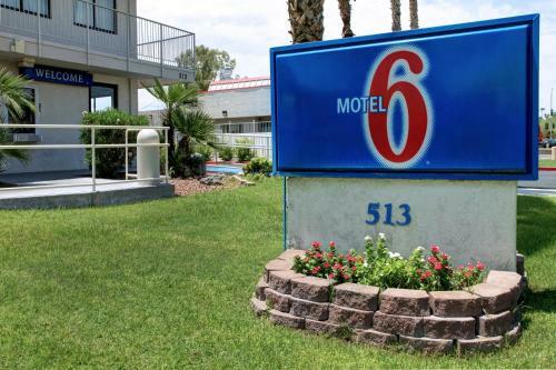 Motel 6 Phoenix Tempe - Broadway - Asu