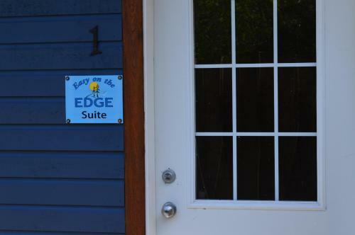Easy On The Edge B&B