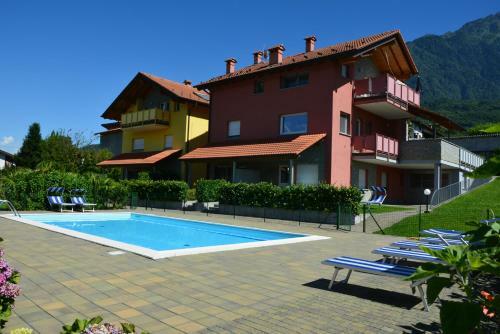 Apartamento Residence Girasole Casa Rossa A