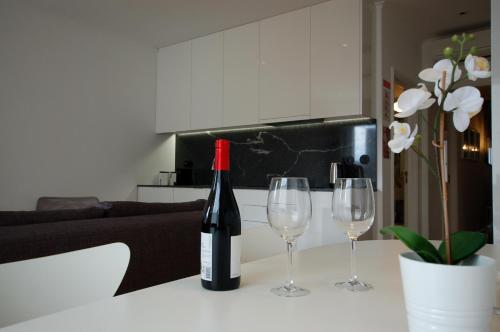 Downtown Cathedral Apartment
