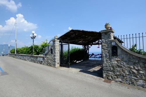 Villa Miramare, Piscina E Parcheggio A Conca Dei Marini
