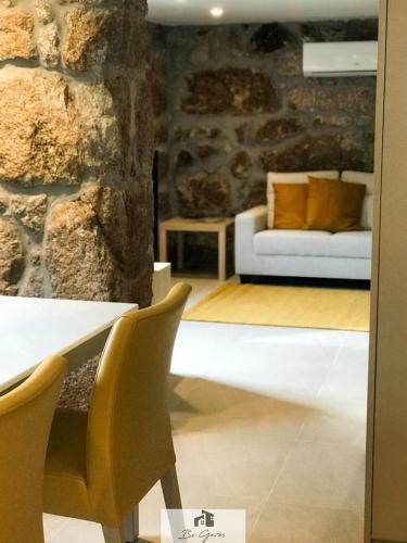 Louredo Rustic House - T2