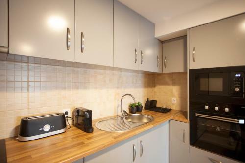 Apartamento Encosta Do U�ma - Guest House