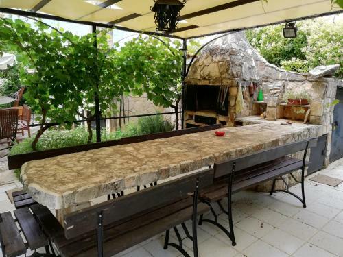 Hostal Paradiso In Campagna