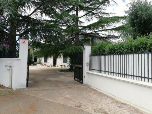 Hostal Paradiso In Campagna