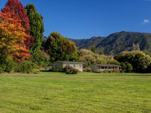 Rata Cottage - Marahau Holiday Unit