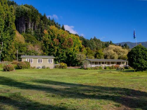 Rata Cottage - Marahau Holiday Unit