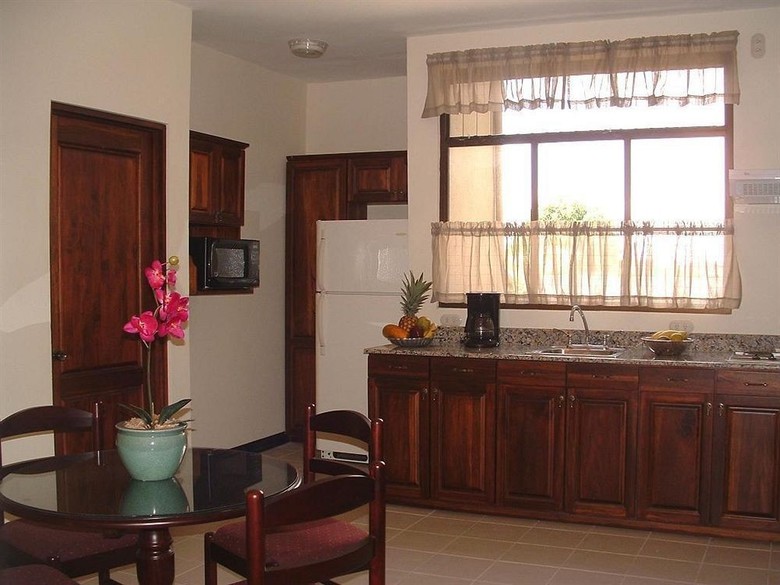 Hotel Plaza Real Suites & Apartments San Jose