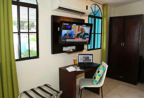 Villa Del Angel Hotel
