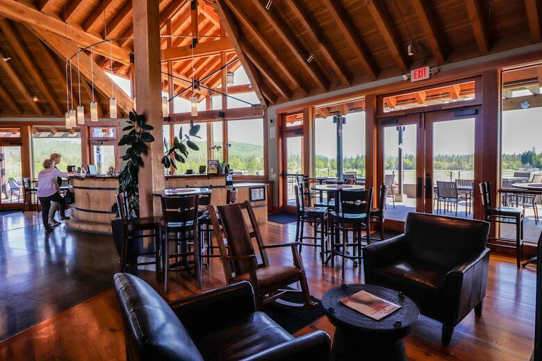 Hotel Riverside Inn