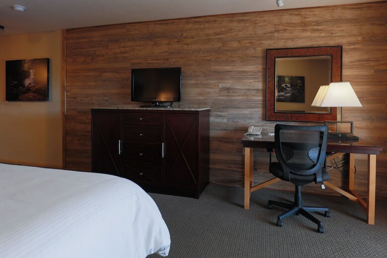 Hotel Riverside Inn