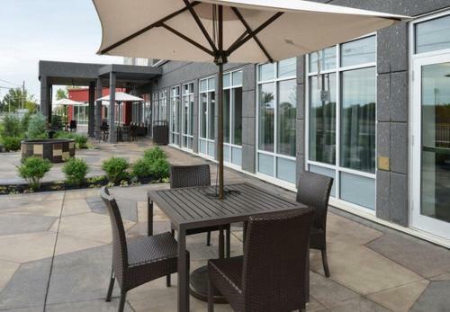 Hotel Courtyard By Marriott Saskatoon Airport