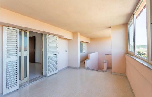Nice Apartment In Cuglieri With 2 Bedrooms