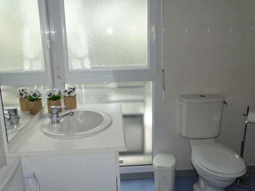 Studio Apartment Audierne - Bre06111d-s