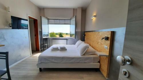 Hostal Bergamo Guesthouse - Self Check-in