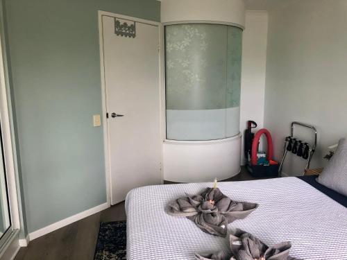 Apartment In 4* Resort - Pool Views - Great Location