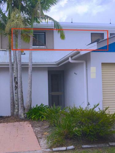 Apartment In 4* Resort - Pool Views - Great Location