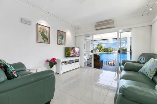 Sunseeker Close 1 3 Noosa Waters