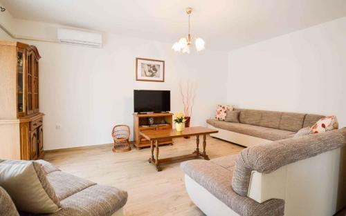 Apartment In Pula/istrien 17457