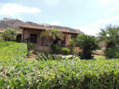 Villa Ade