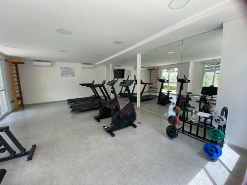Apartamento Encantador Com Piscina
