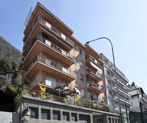 Apartamento Silky House With Private Parking
