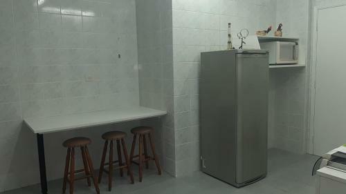Apartamento Enseada 3 Quartos, 10 Pessoas