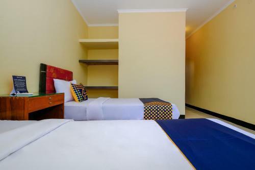 Spot On 2185 Hotel Elen