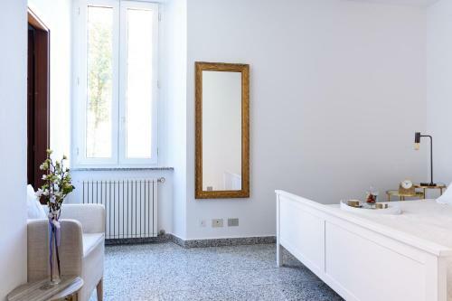 Lora Como Apartment